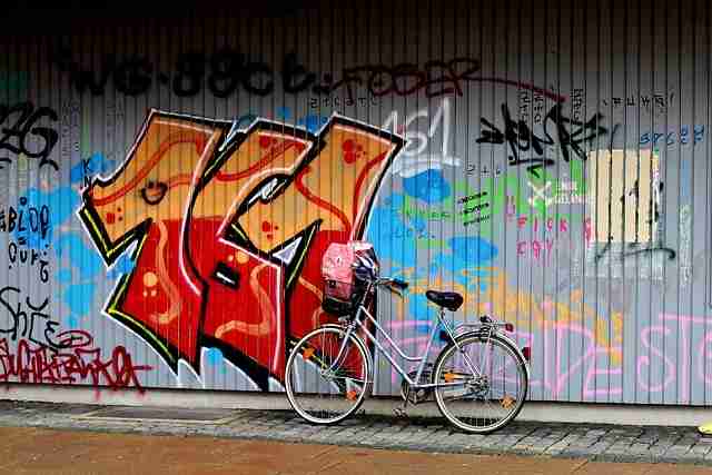 鉴黄师官网角色全面解析｜真实案例分析报告已成平台核心职位