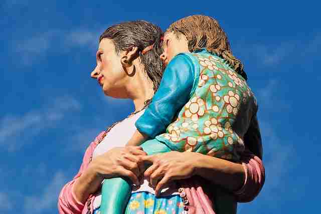 探花精选应用互动性提升｜城市约见现场用户参与感增强